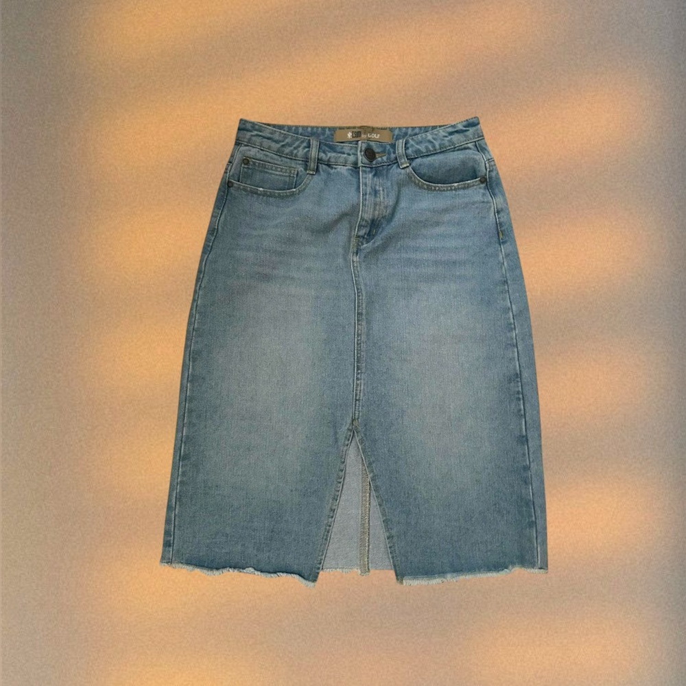 Denim Midi Skirt with Frayed Hem